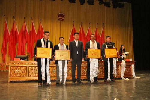 點(diǎn)擊瀏覽下一頁