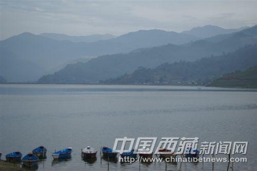 費瓦湖  彭月圓 攝