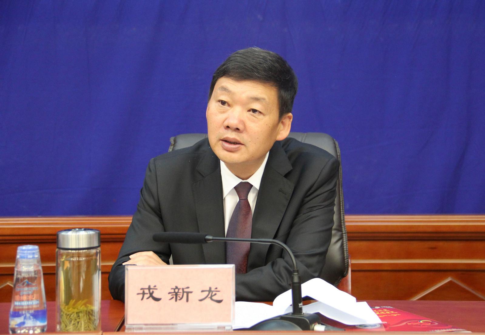 發(fā)言人：日喀則市市委常委、宣傳部長 戎新龍.jpg
