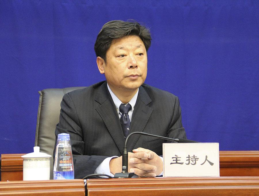 西藏自治區(qū)黨委宣傳部副部長、政府新聞辦主任：晉美旺措.jpg