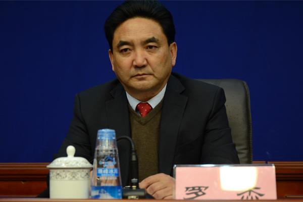 新聞發(fā)言人：西藏自治區(qū)環(huán)保廳廳長 羅杰.jpg