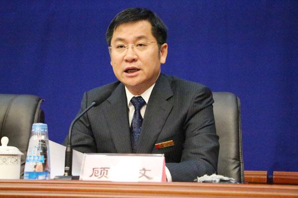 新聞發(fā)言人：那曲地委委員、行署常務(wù)專員---顧兆文.jpg
