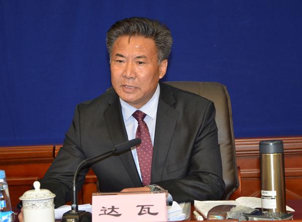 林芝市委常委、政府副市長  達瓦.jpg