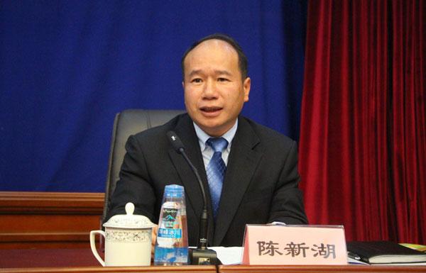 新聞發(fā)言人：西藏自治區(qū)國土資源廳副廳長、區(qū)測繪局局長陳新湖.jpg