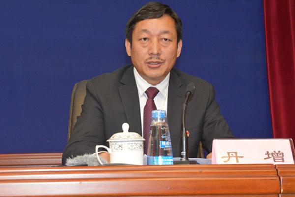 新聞發(fā)言人：日喀則市扶貧辦黨組書記、市脫貧攻堅(jiān)指揮部辦公室副主任 丹增.jpg