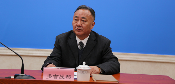 西藏自治區(qū)統(tǒng)計(jì)局黨組成員、副局長(zhǎng) 多吉戰(zhàn)都.jpg