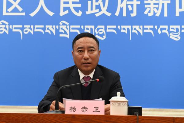 楊赤衛(wèi) 林芝市常委、政府副市長.JPG