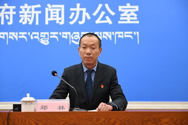 日喀則市統(tǒng)計局黨組成員、副局長 鄭林(1).jpg