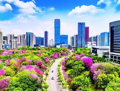 廣西：綠水碧波點(diǎn)綴壯美畫(huà)卷