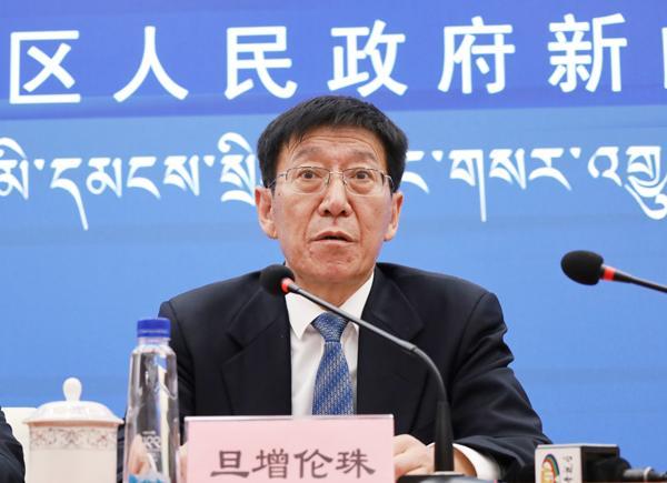 新聞發(fā)言人：區(qū)政府副秘書長(zhǎng)、政府新聞發(fā)言人 旦增倫珠1.jpg