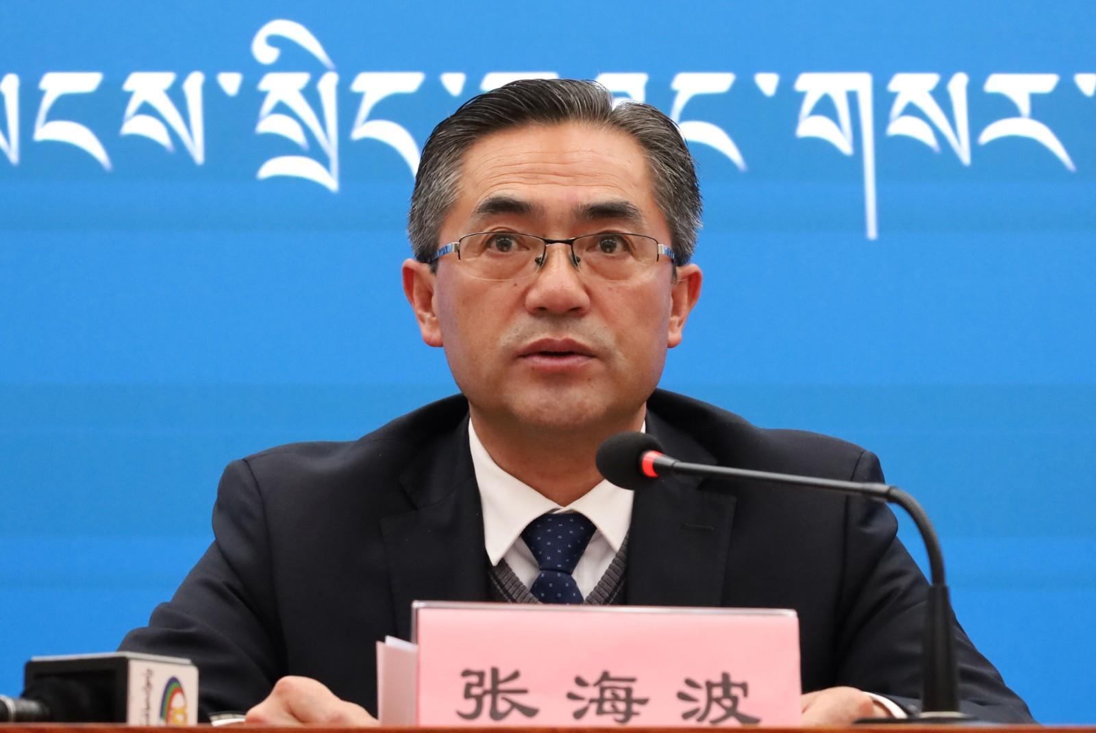 新聞發(fā)言人：自治區(qū)農(nóng)業(yè)農(nóng)村廳黨組成員、副廳長(zhǎng) 張海波.jpg