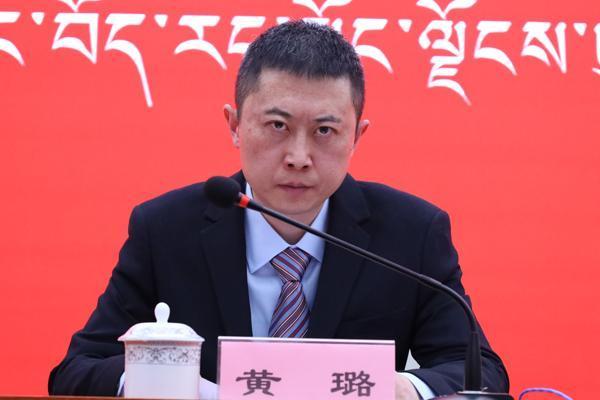 新聞發(fā)言人：區(qū)交通運(yùn)輸廳辦公室副主任 黃璐.jpg