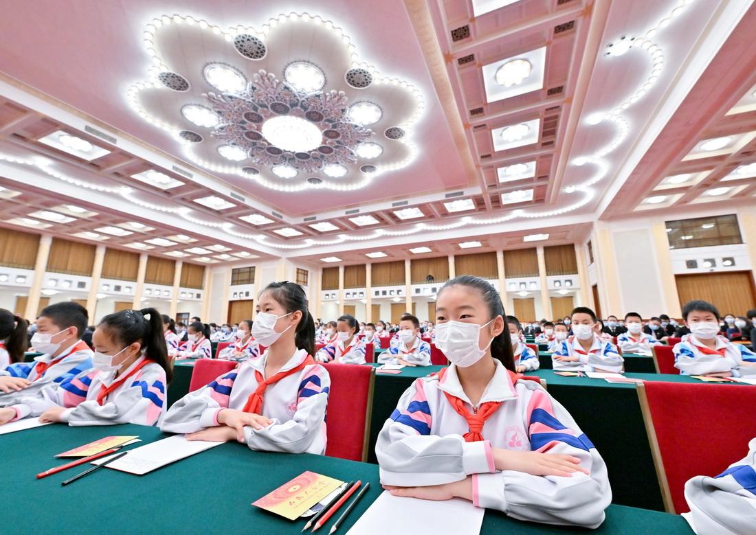 5月10日上午，慶祝中國共產(chǎn)主義青年團成立100周年大會在北京人民大會堂隆重舉行。新華社記者 岳月偉 攝